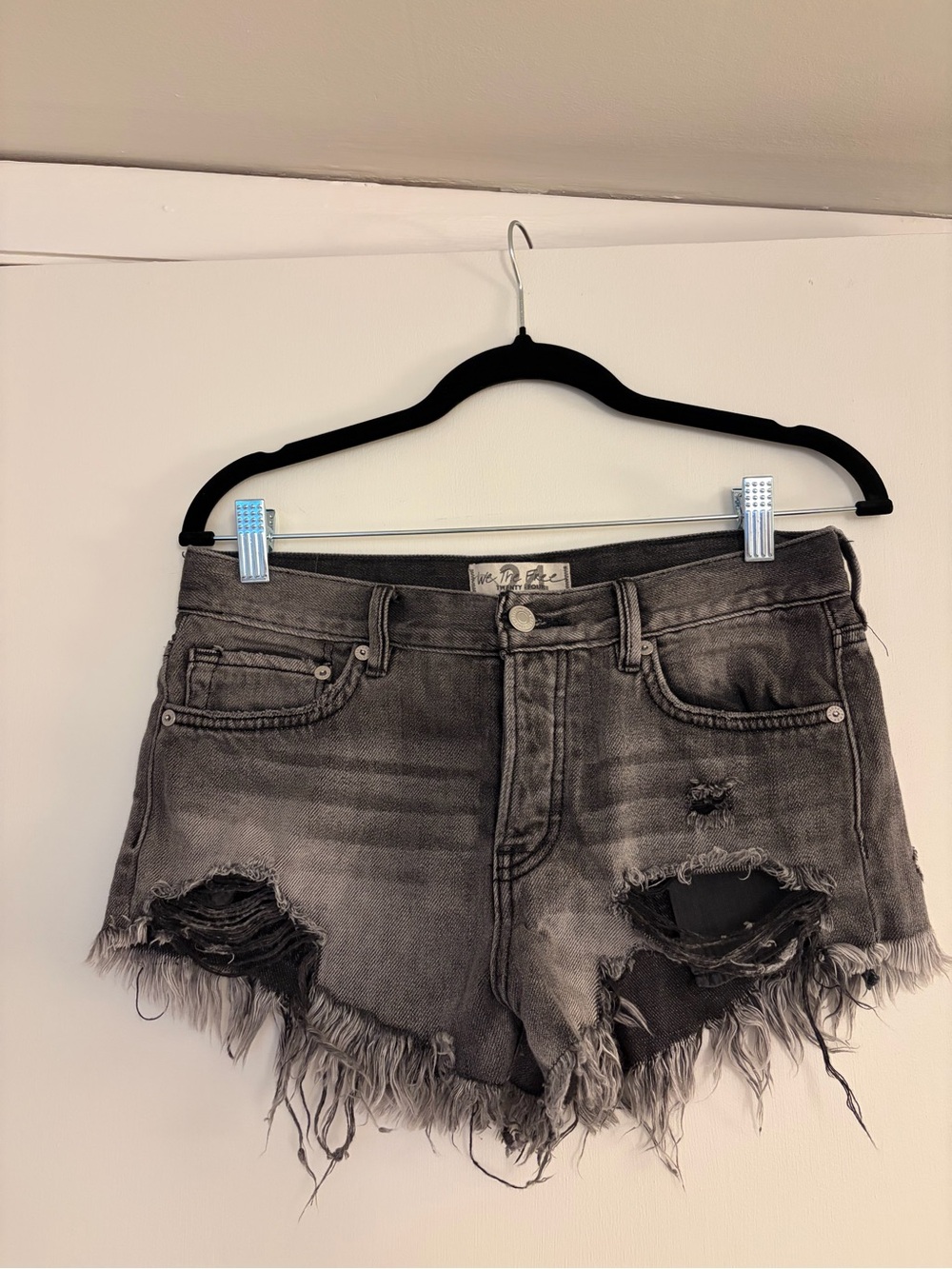 We the Free Distressed Frayed Hem Women's Denim Shorts - Gray